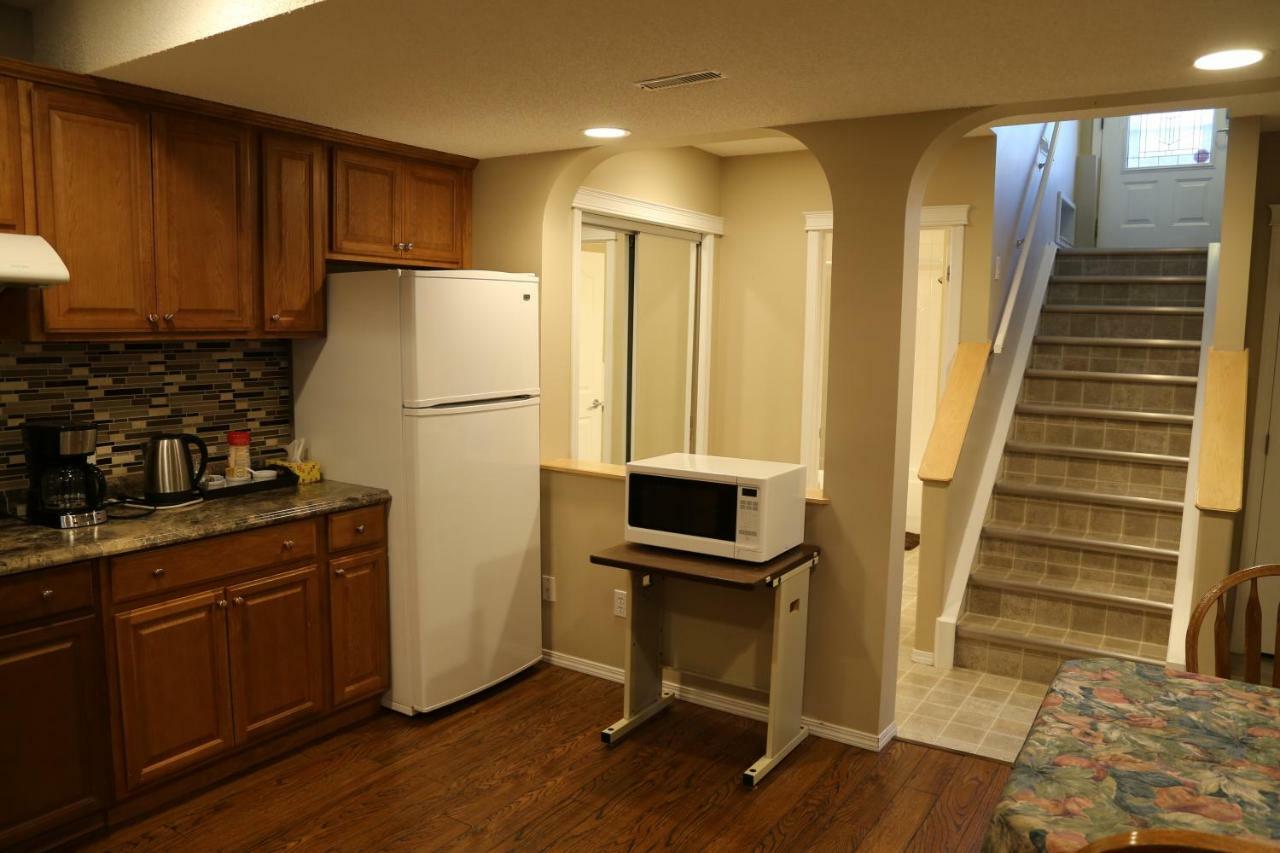Ming'S Homestay YYC Exterior foto